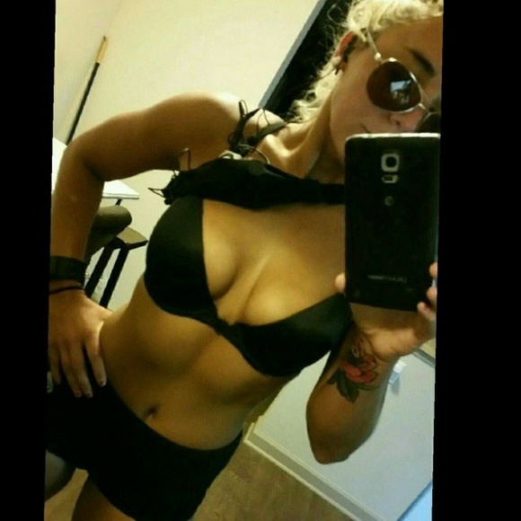 Meet your Posher, Kelli - Picture 5 of 8